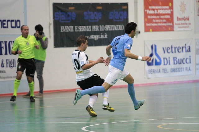 广东德比的 广东德比的